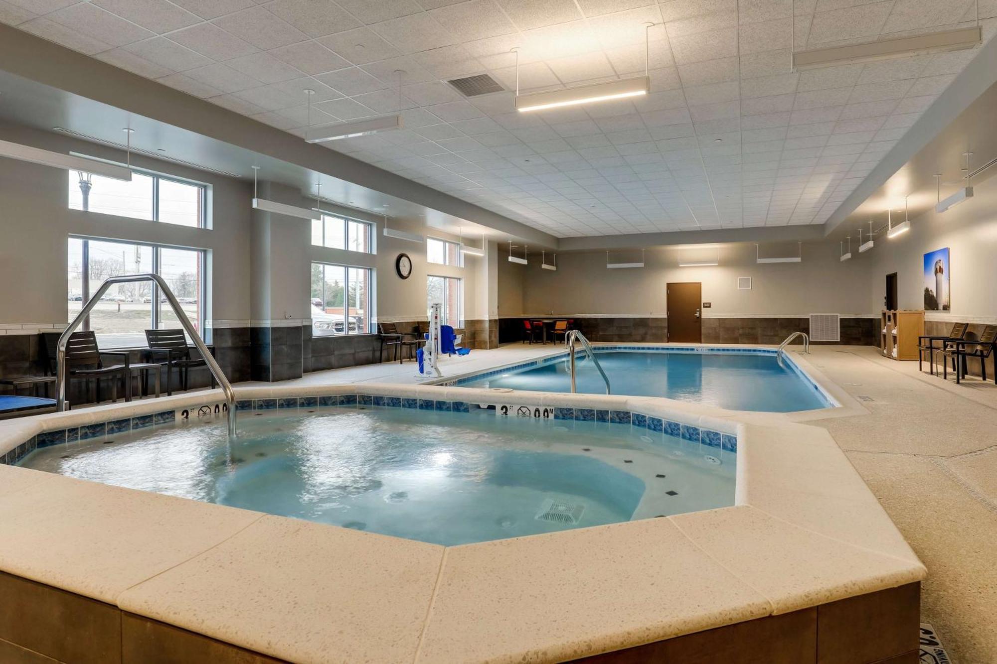 Drury Plaza Hotel Cincinnati Florence Esterno foto