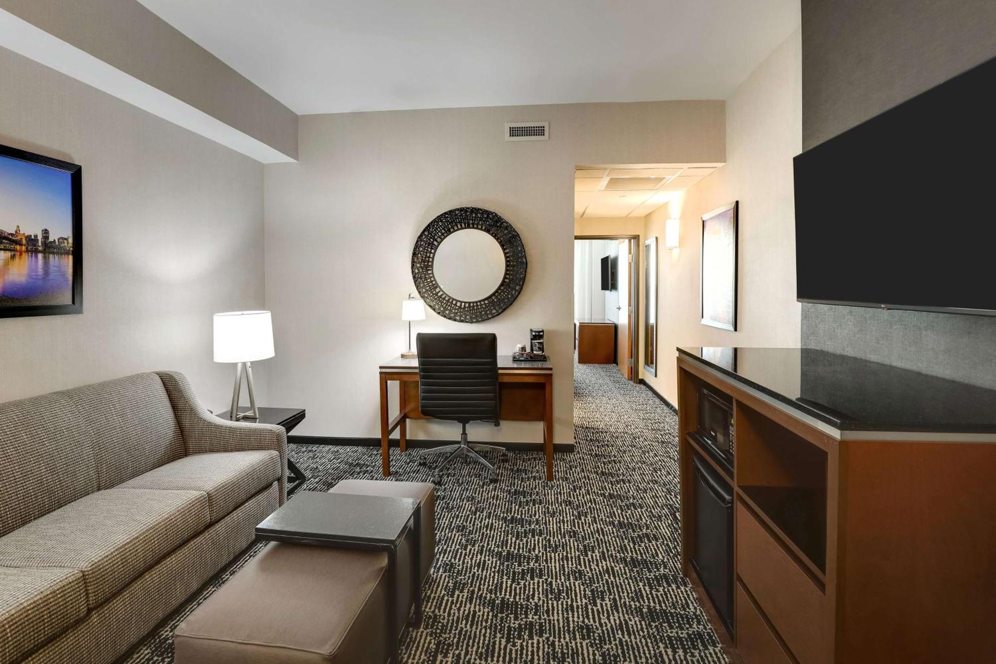 Drury Plaza Hotel Cincinnati Florence Esterno foto